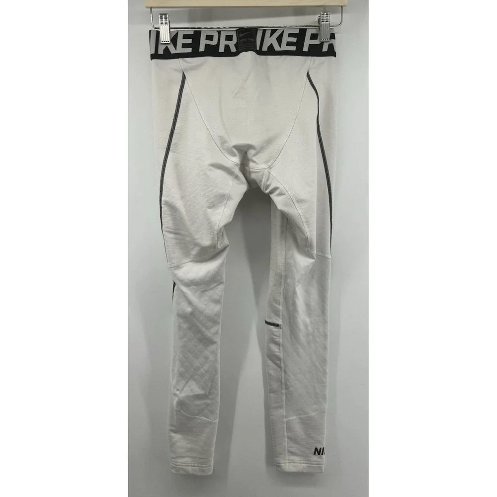 Nike pro hyperwarm